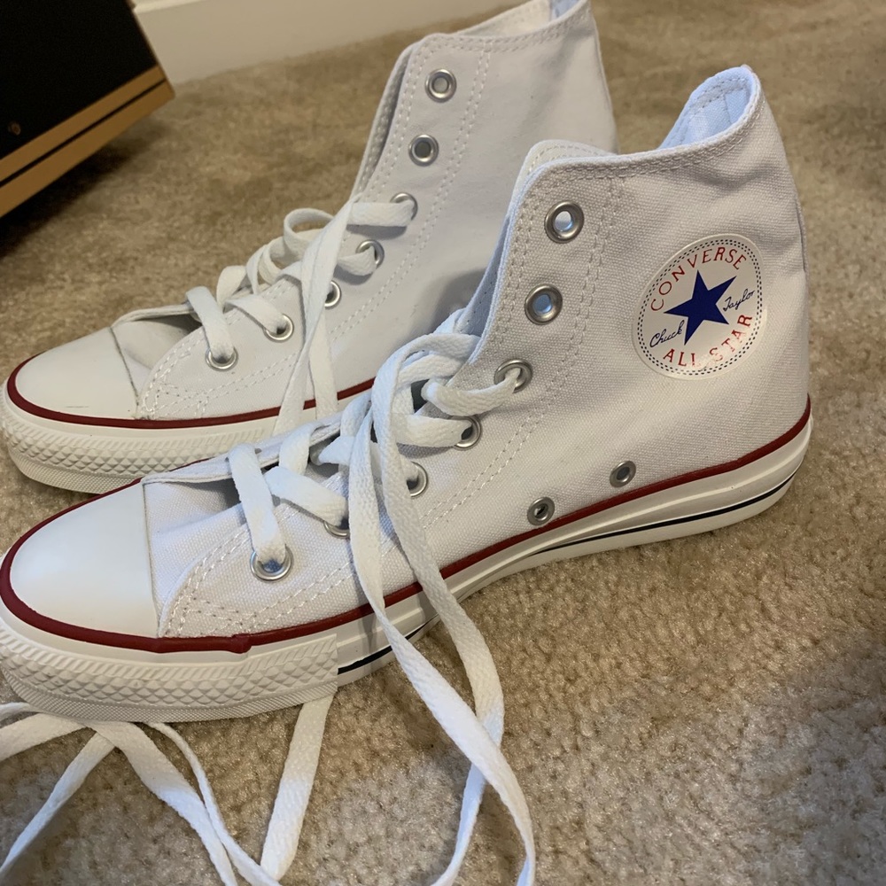 WHITE HIGH TOP CONVERSE